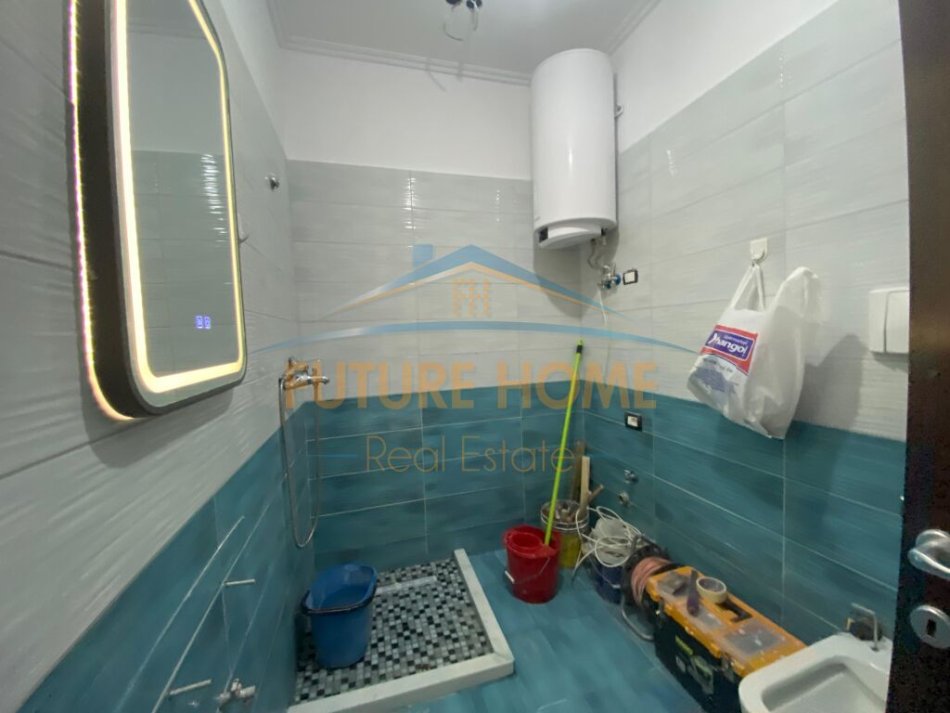 Tirane, shitet apartament 2+1+Ballkon Kati 3, 102 m² 175.000 € (Kodra e Diellit)