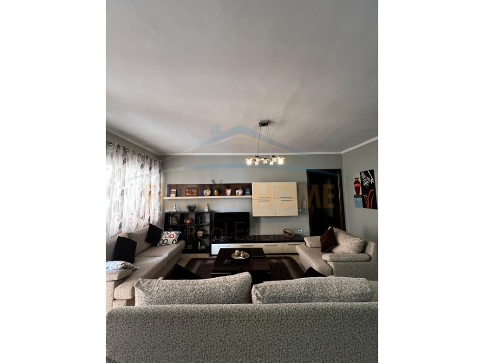 Tirane, shitet apartament 2+1+Ballkon Kati 5, 125 m² 150.000 € (shefqet kuka)