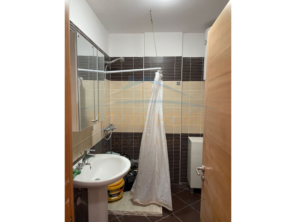 Tirane, shitet apartament 1+1 Kati 4, 61 m² 67.000 € (muhamed deliu)