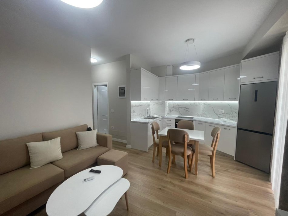 Tirane, jepet me qera apartament 1+1 Kati 6, 70 m² 550 € (RRUGA FEIZI HIMZO)