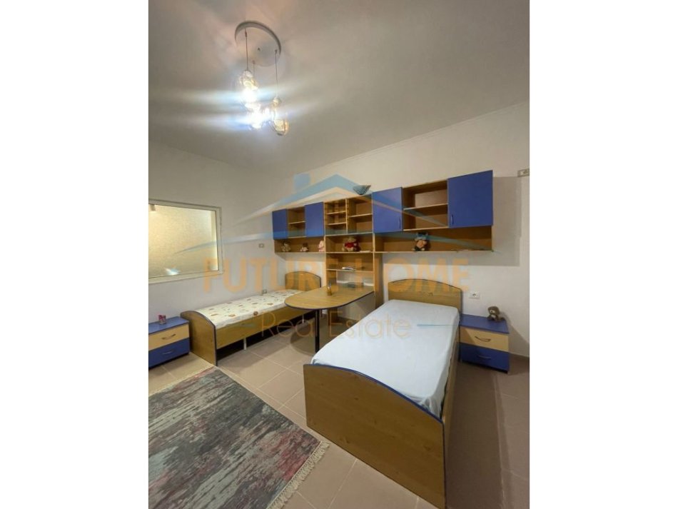 Tirane, jepet me qera 2+1 Kati 1, 83 m² 350 € (Rruga Teleferiku)