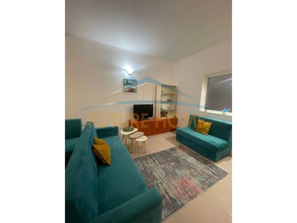 Tirane, jepet me qera 2+1 Kati 1, 83 m² 350 € (Rruga Teleferiku)