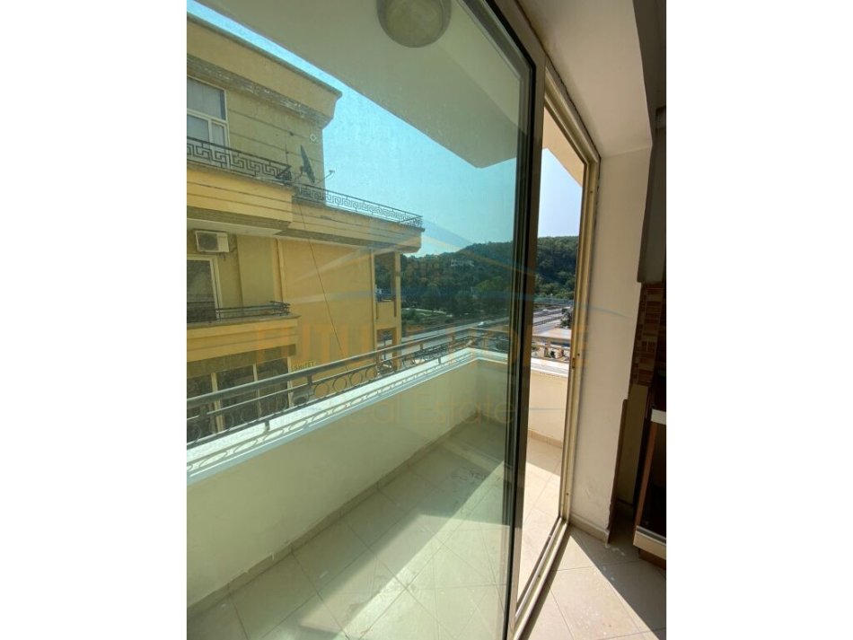 Shitet, Apartament 1+1 Kati 5, 55 m² 54.000 € (Shkembi i Kavajes, Durres)