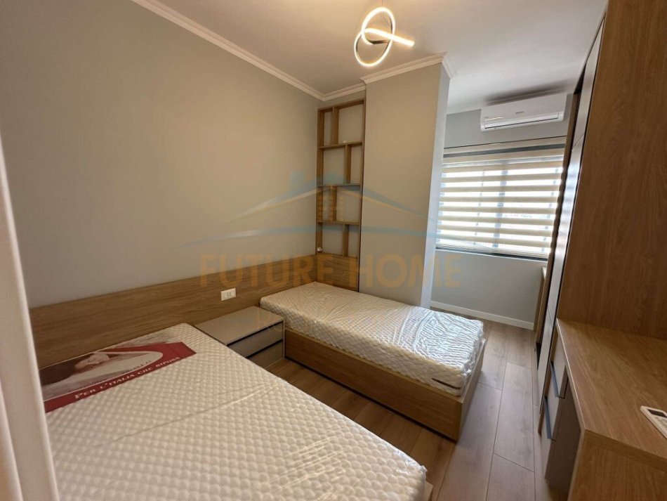Tirane, shitet 2+1 Kati 5, 87 m² 142.000 € (Laprake)