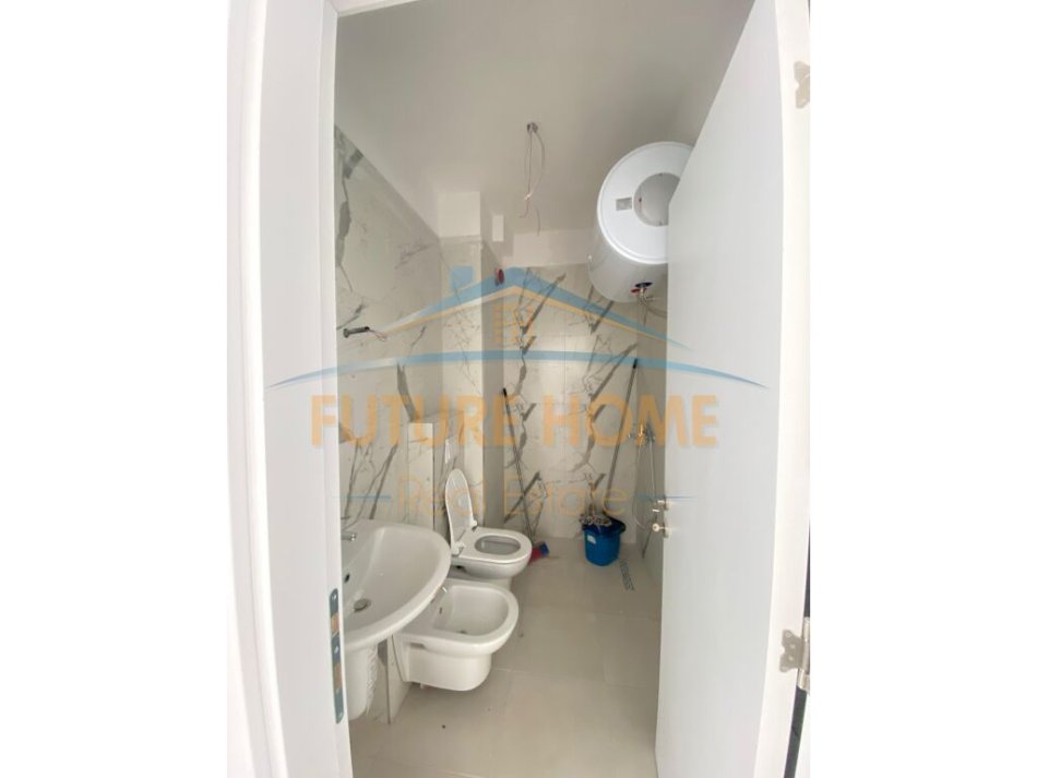 Tirane, shitet apartament 1+1 Kati 2, 55 m² 83.000 € (Kodra e diellit)