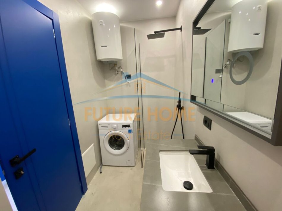 Tirane, shitet apartament 1+1 Kati 5, 48 m² 141.000 € (Komuna e Parisit)