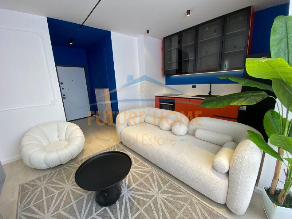 Tirane, shitet apartament 1+1 Kati 5, 48 m² 141.000 € (Komuna e Parisit)