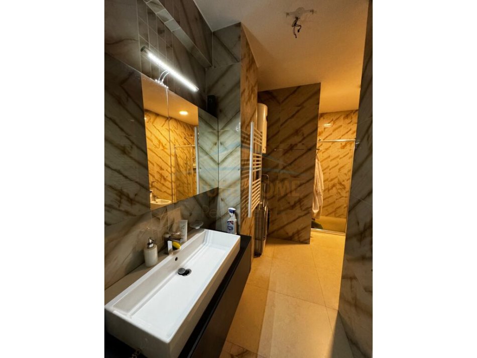 Tirane, shes apartament 1+1+Aneks+Ballkon Kati 1, 75 m² 230.000 € (KOMPLEKSI DELIJORGJI)