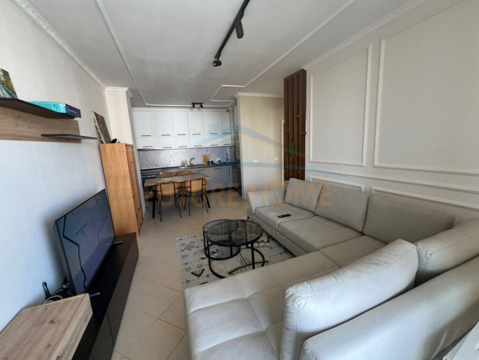 Durres, shitet apartament 2+1 Kati 4, 80 m² 120.000 € (Plazh Hekurudha)