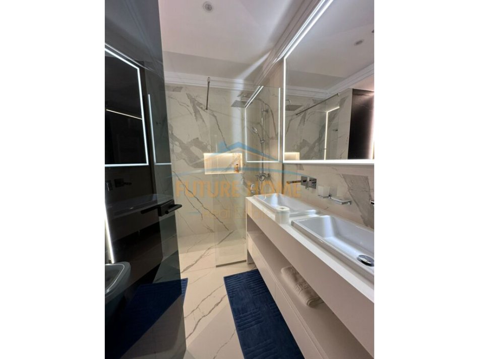 Tirane, jepet me qera apartament 2+1 Kati 4, 107 m² 1.600 € (Kopshti zoologjik)