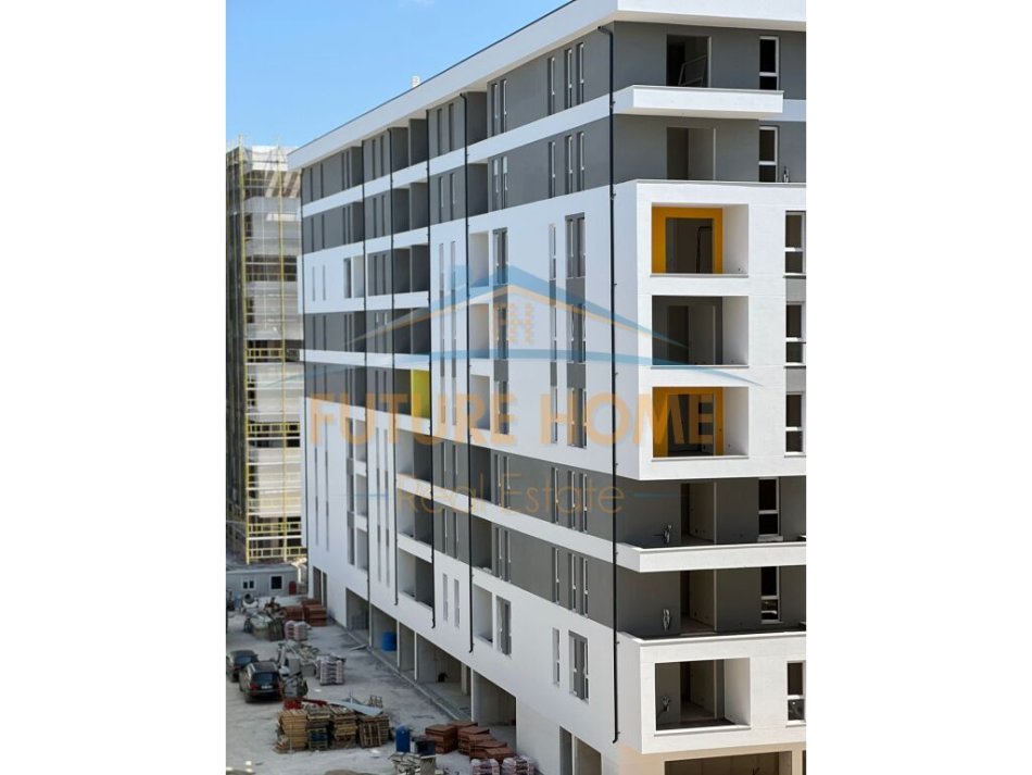 Tirane, shitet apartament 2+1+Ballkon Kati 5, 91 m² 91.200 € (Autostrada Tirane Durres)
