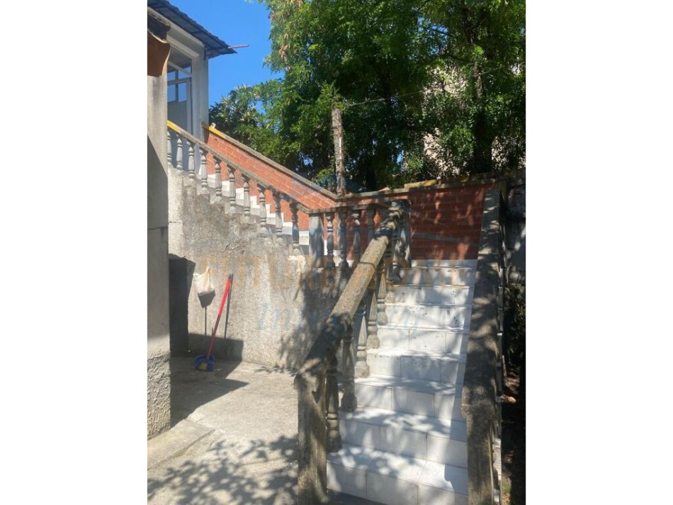 Tirane, jepet me qera apartament 3+1 Kati 2, 85 m² 500 € (Rruga Mihal Grameno)