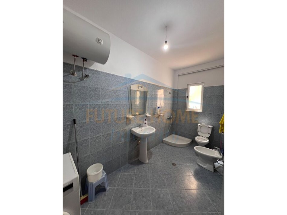 Tirane, jepet me qera 2+1 Kati 2, 95 m² 400 € (Kodra e Diellit)