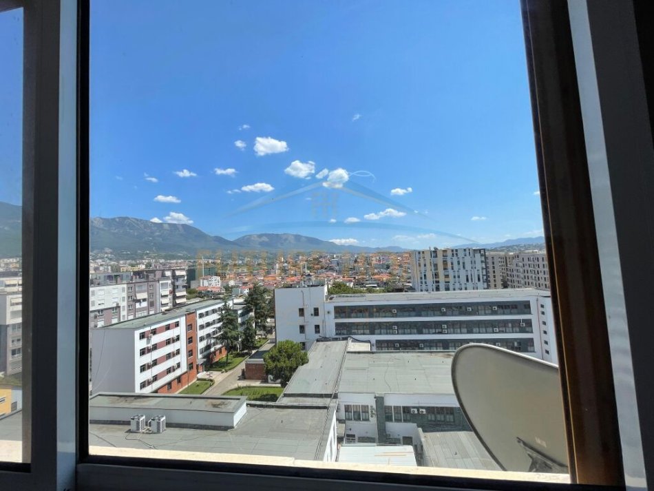 Tirane, shitet apartament 1+1+Ballkon Kati 9, 62 m² 96.000 € (Porcelan)
