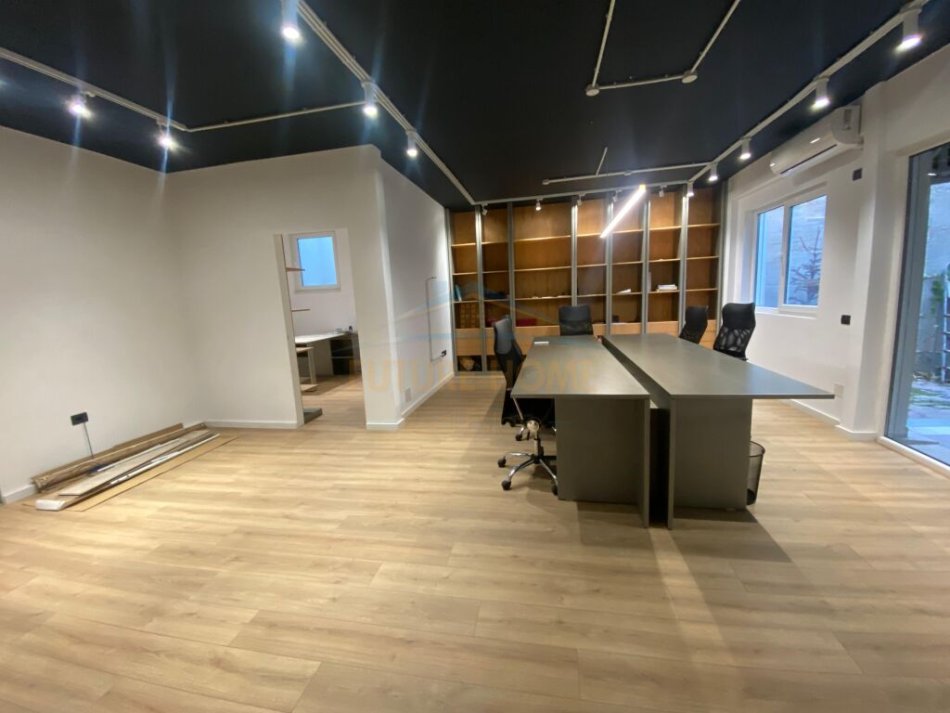 Tirane, shitet apartament 2+1+Ballkon Kati 3, 72 m² 135.000 € (Liqeni i Thate, Kompleksi FZ)