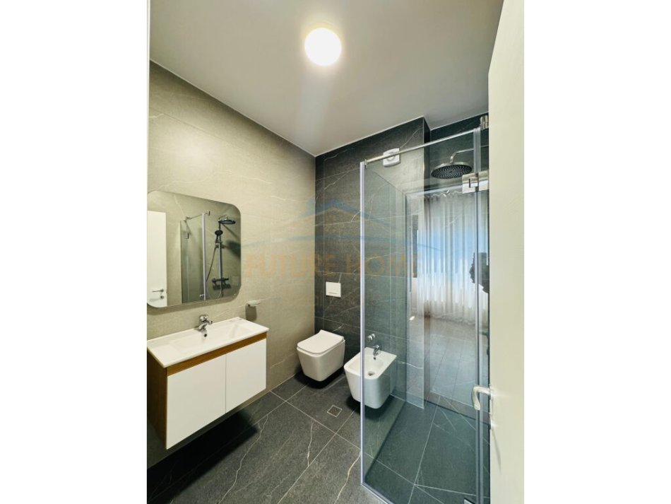 Tirane, jepet me qera apartament 2+1+Ballkon Kati 6, 102 m² 701 € (Don Bosko)