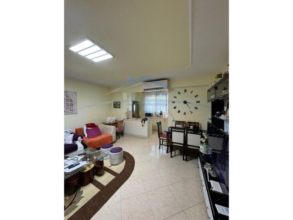 Tirane, shitet apartament 2+1 Kati 1, 102 m² 95.000 € (Myslym Keta , Allias)
