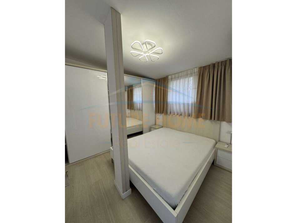 Tirane, jepet me qera apartament 1+1 Kati 1, 57 m² 500 € (Komuna e Parisit)