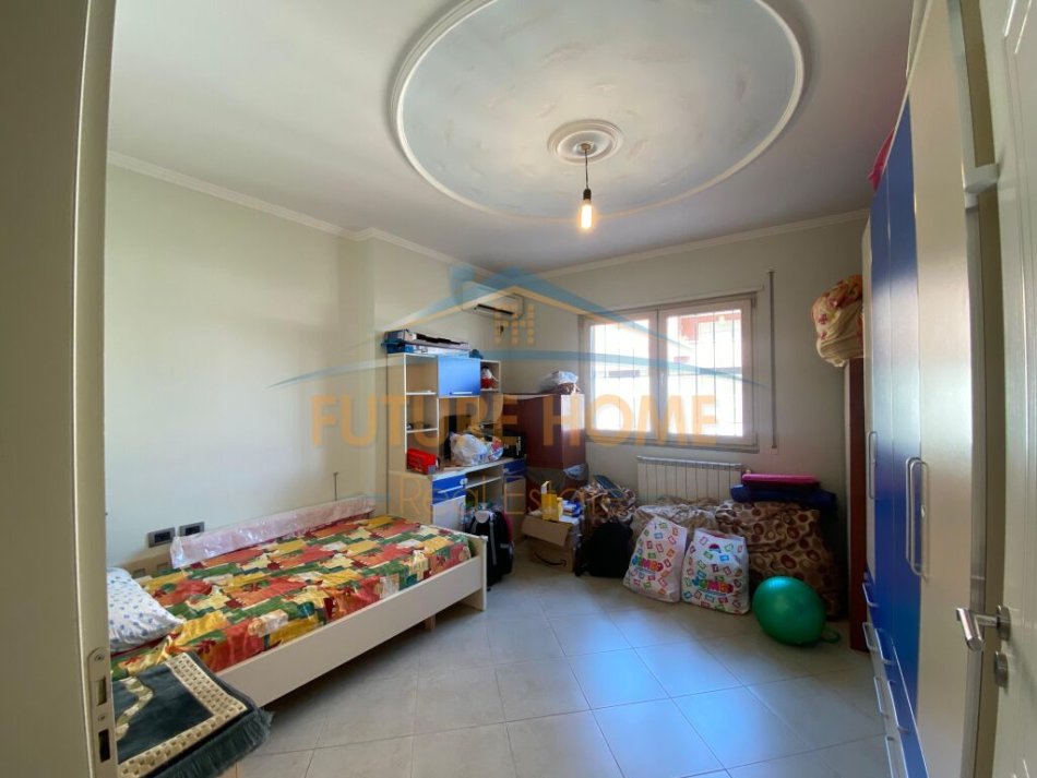 Tirane, shitet apartament 3+1 Kati 1, 119 m² 170.000 € (Linze)