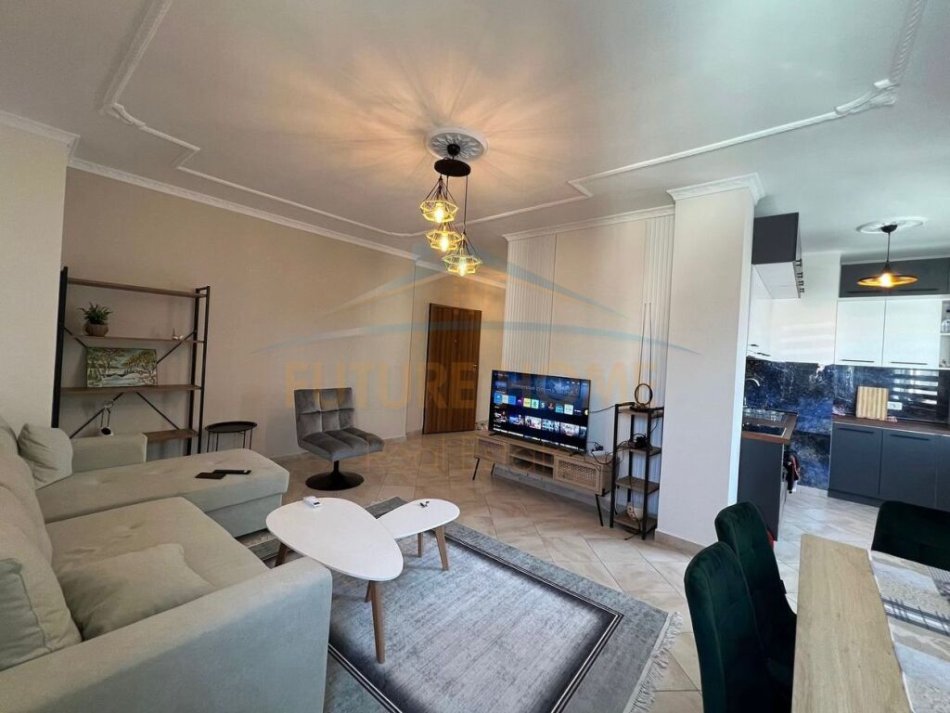 Durres, shitet apartament 3+1 Kati 8, 118 m² 140.000 € (Plazh Iliria)
