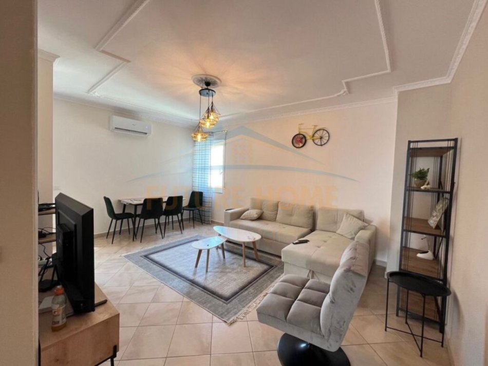 Durres, shitet apartament 3+1 Kati 8, 118 m² 140.000 € (Plazh Iliria)