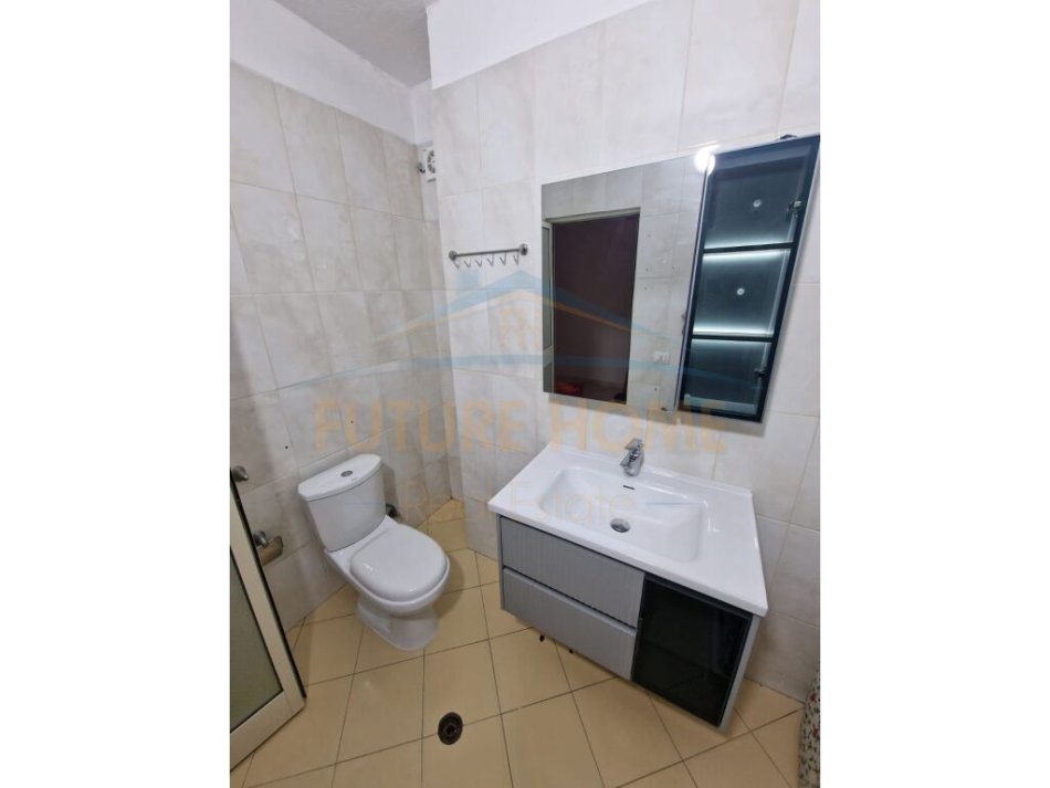 Durres, shitet apartament 3+1 Kati 8, 118 m² 140.000 € (Plazh Iliria)