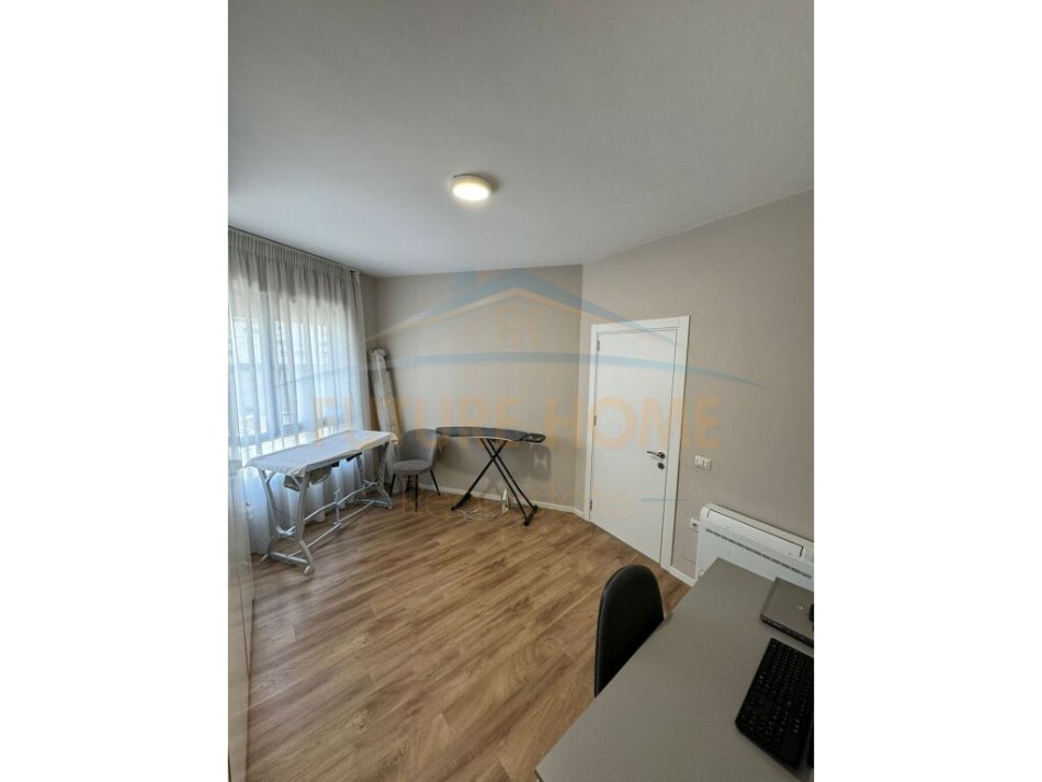 Tirane, shes apartament 2+1+Aneks+Ballkon Kati 4, 110 m² 219.000 € (RRUGA E DIBRES)