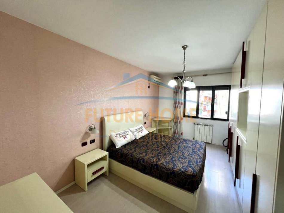 Tirane, shitet apartament 2+1+Aneks+Ballkon Kati 3, 96 m² 230.000 € (KOMUNA E PARISIT)
