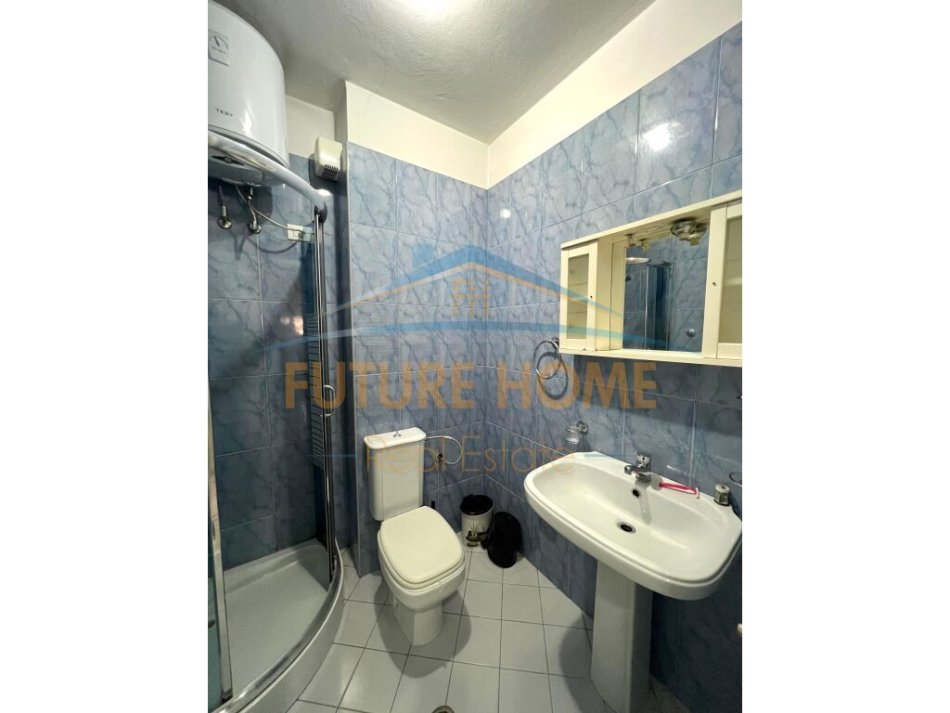 Tirane, shitet apartament 2+1+Aneks+Ballkon Kati 4, 96 m² 220.000 € (KOMUNA E PARISIT)