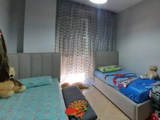 Tirane, jepet me qera apartament 2+1+BLK Kati 2, 107 m² 500 Euro (jordan misja)