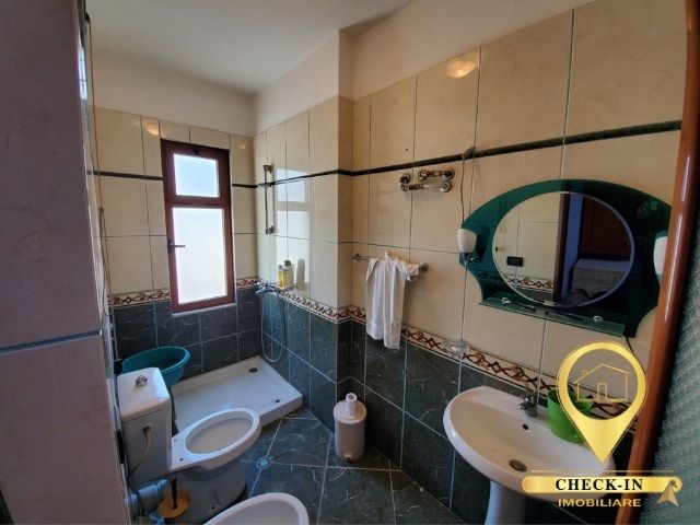 Durres, shitet apartament ne plazh 2+1+BLK Kati 5, 150 m² 110.000 Euro (Golem)
