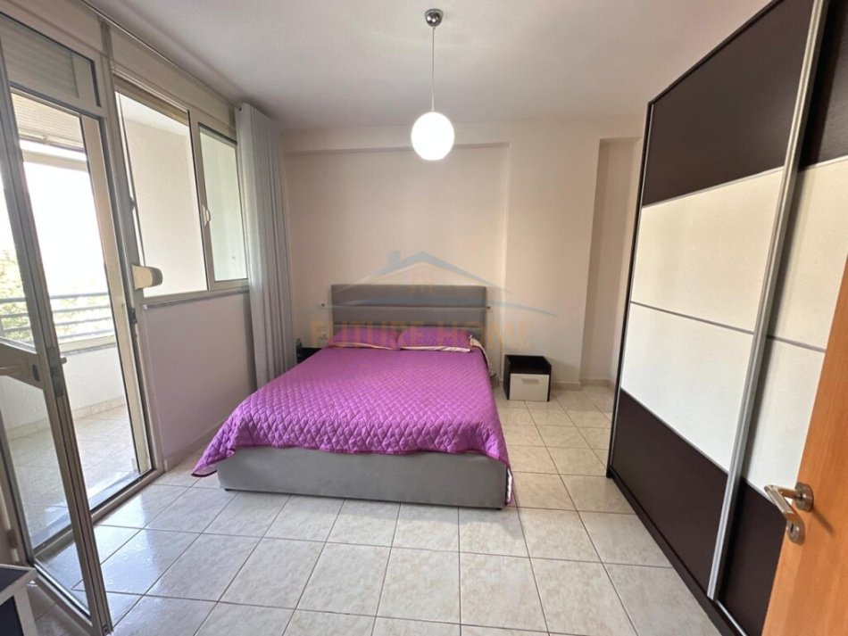 Tirane, jepet me qera apartament 2+1+Ballkon Kati 2, 100 m² 600 € (Don Bosko)