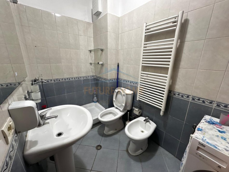 Tirane, shitet apartament 2+1+Ballkon Kati 2, 86 m² 93.000 € (Shefqet Kuka)