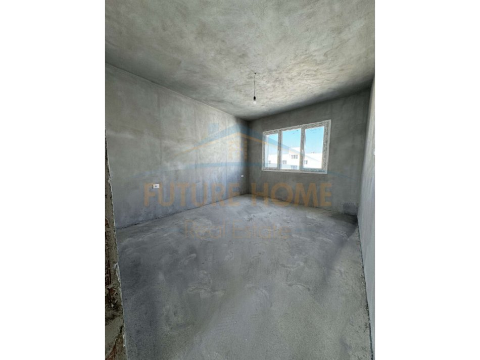 Tirane, shitet apartament 3+1 Kati 10, 136 m² 195000€ (UNAZA E RE)