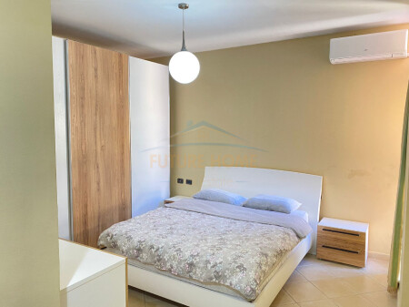 Tirane, jepet me qera apartament 2+1+Ballkon Kati 10, 103 m² 900 € (Qera, Apartament 2+1+2 + Post Parkimi, perballe Prokurorise se Pergjithshme, Rruga Qemal Stafa, Tirane, AREA43387)