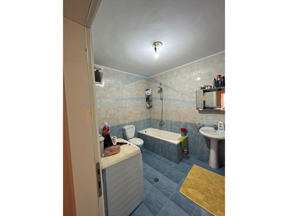 Tirane, shitet apartament duplex 3+1+Ballkon Kati 3, 150 m² 350.000 € (Dritan Hoxha)