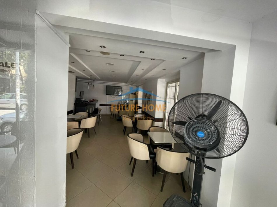 Tirane, jepet me qera 1 Katshe Kati 0, 500 € (Vasil Shanto,)