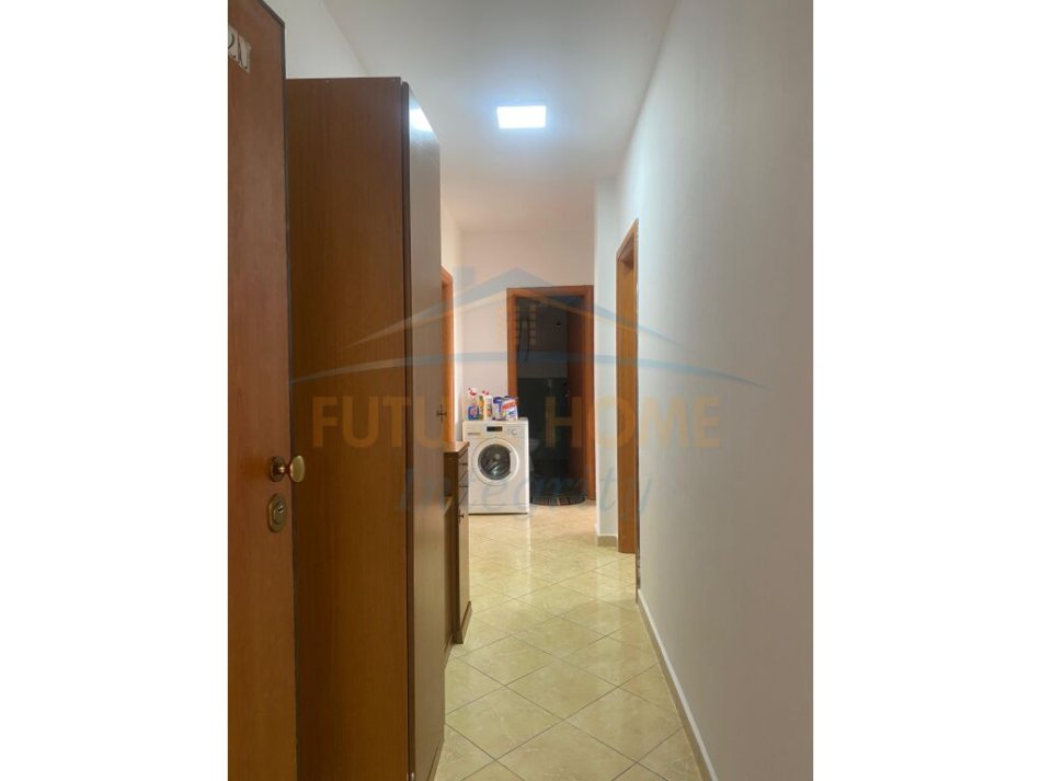 Tirane, jepet me qera apartament 2+1 Kati 5, 106 m² 600 € (Don Bosko)