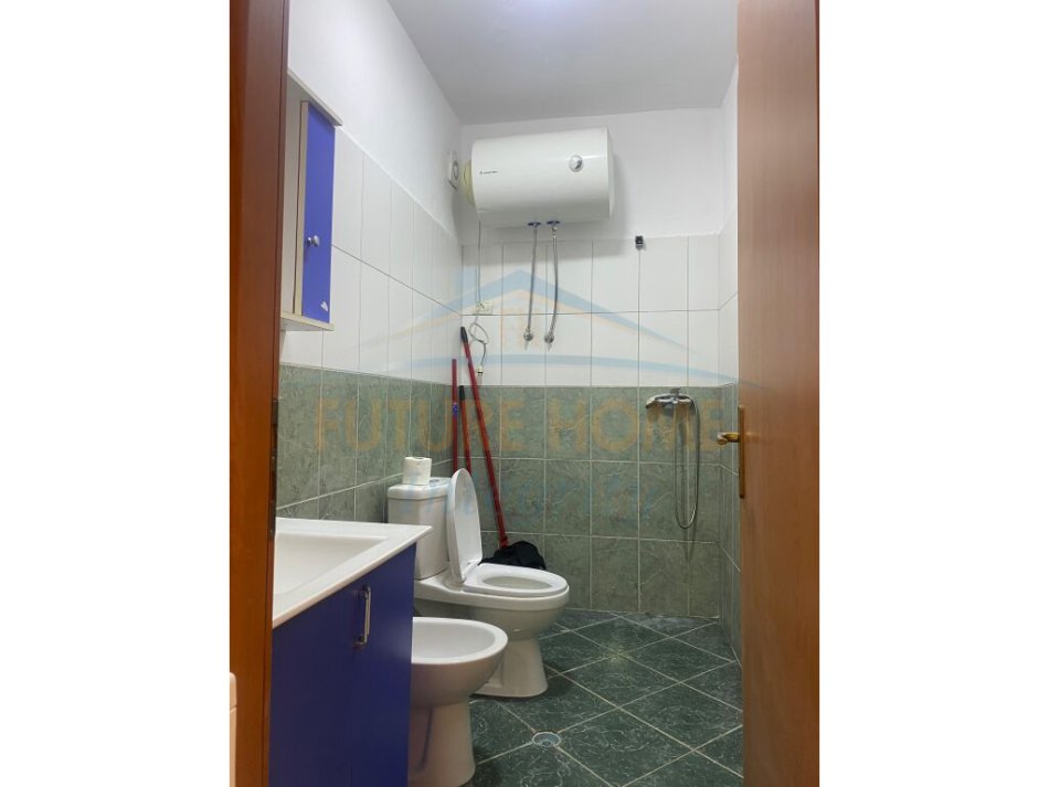 Tirane, jepet me qera apartament 2+1+Ballkon Kati 5, 106 m² 600 € (Don Bosko)