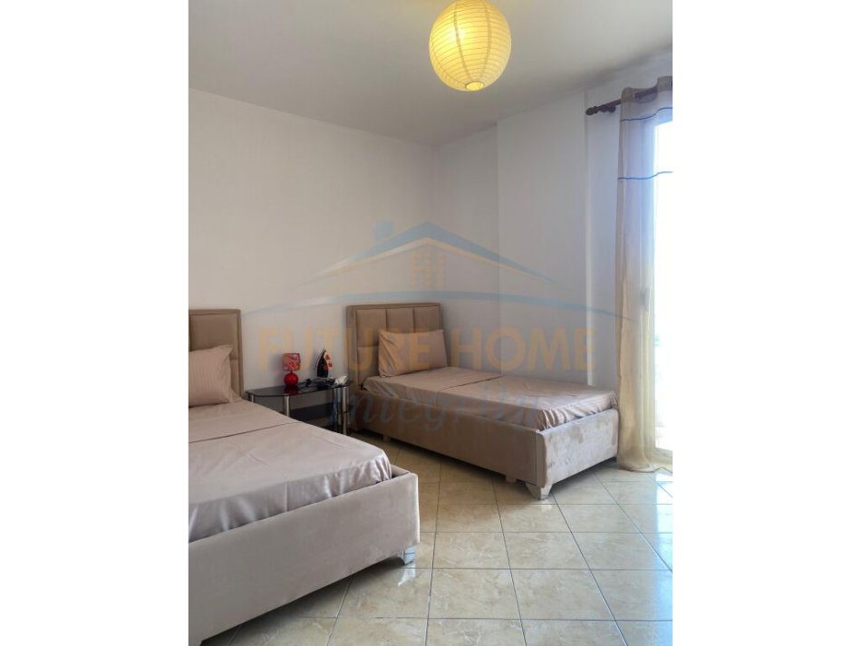 Tirane, jepet me qera apartament 2+1+Ballkon Kati 5, 106 m² 600 € (Don Bosko)