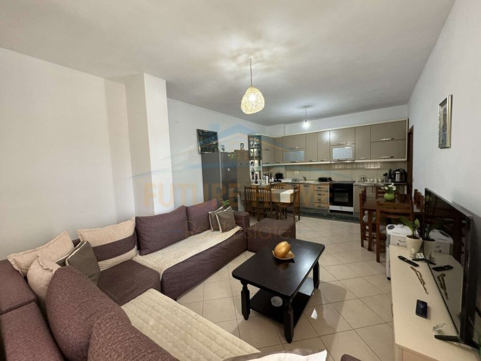 Tirane, shitet apartament 2+1 Kati 5, 97 m² 120.000 € (Misto Mame)