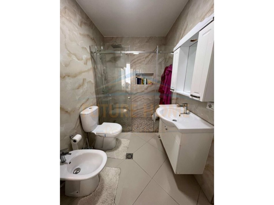 Tirane, shitet apartament 2+1 Kati 6, 102 m² 140.000 € (Yzberisht)