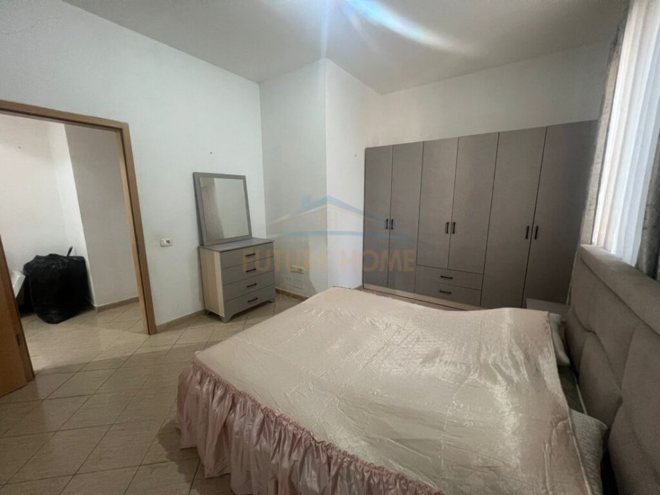 Tirane, jepet me qera apartament 2+1 Kati 6, 112 m² 400 € (RRUGA E KAVAJES)