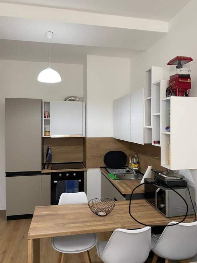Tirane, jepet me qera apartament Kati 6, 65 m² 400 Euro (Frosina Plaku)