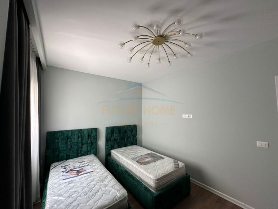 Tirane, jepet me qera apartament 2+1+Ballkon Kati 1, 117 m² 1.000 € (Farke)