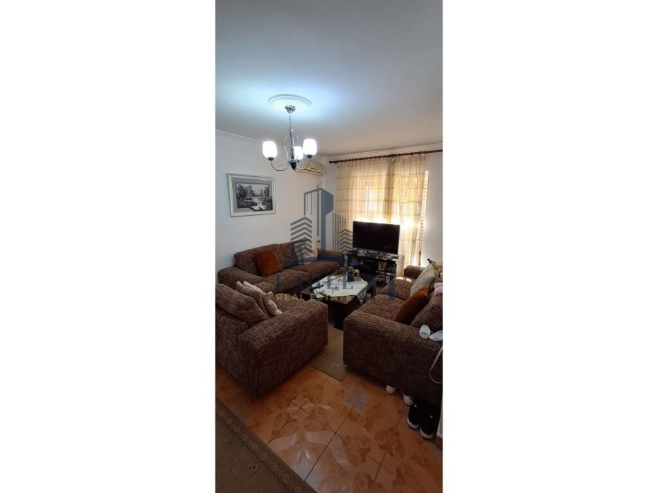 APARTAMENT 3+1 PER SHITJE TEK XHAMLLIKU OBJEKT EKZISTUES, KATI 3TE