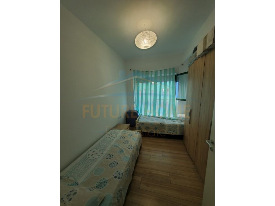 Tirane, jepet me qera apartament 2+1 Kati 6, 84 m² 400 € (Ali Demi)