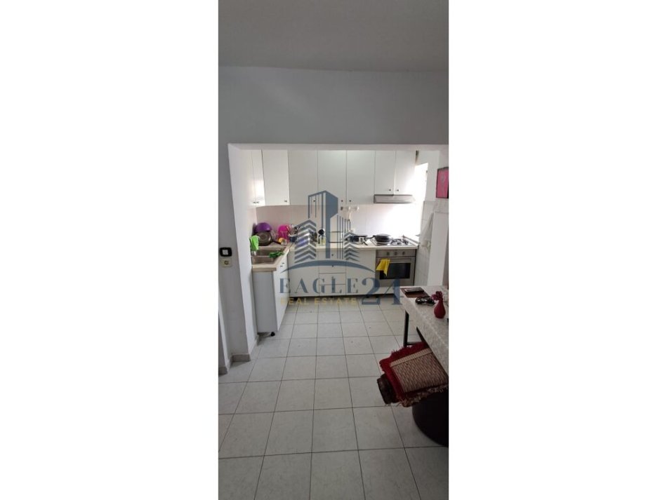APARTAMENT 3+1 PER SHITJE TEK XHAMLLIKU OBJEKT EKZISTUES, KATI 3TE