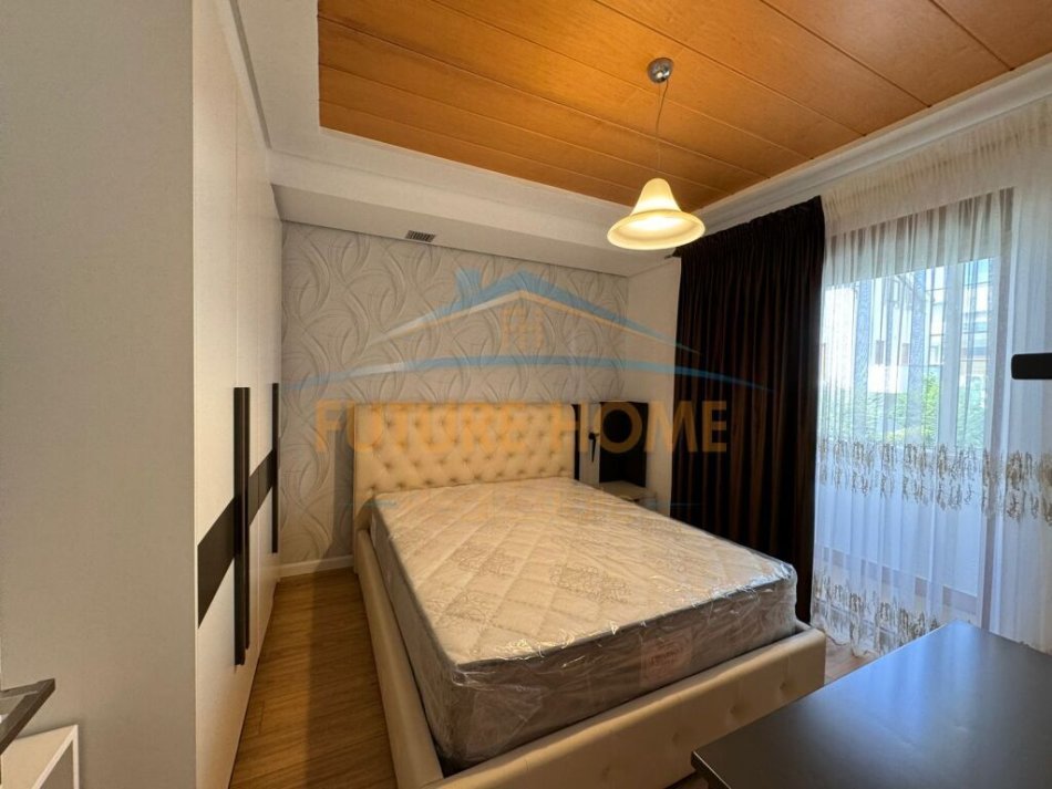 Tirane, shitet Vile 3 Kateshe , 224 m² 600.000 € (Rezidenca Colombo 2, TEG)