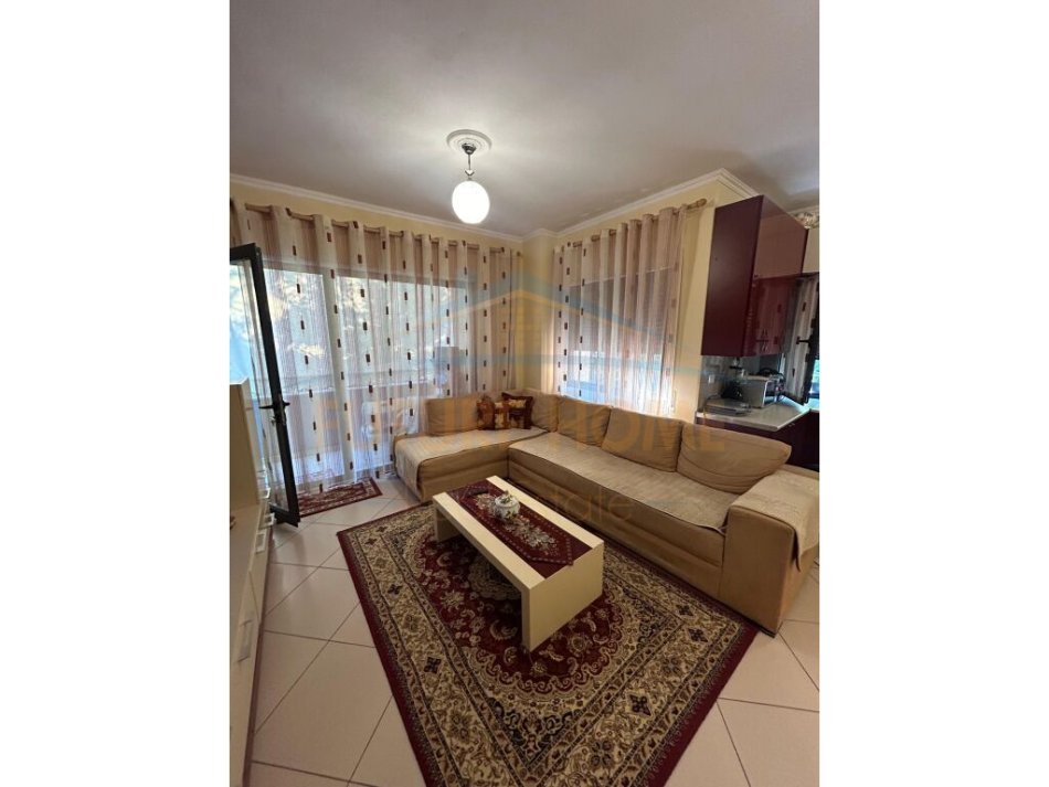 ALF43520 Tirane, shitet apartament 1+1 Kati 2, 72 m² 115.000 € (ali demi)